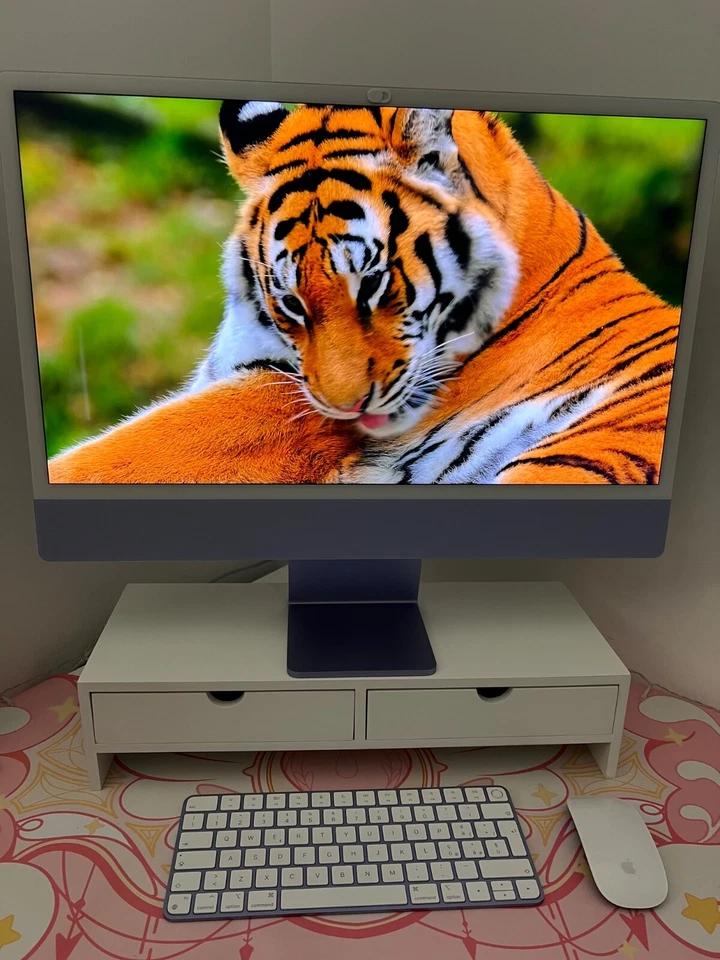 iMac viola con display retina 4,5k da 24” - Immagine 3 di 3