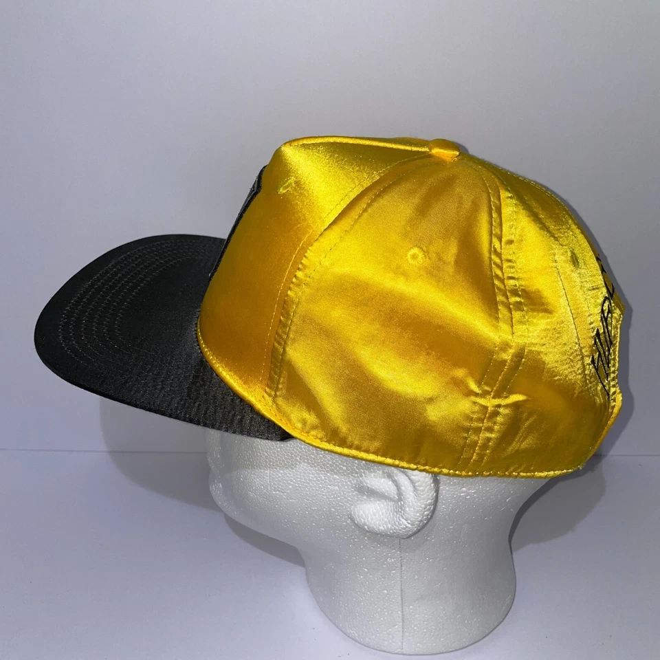 Sombrero Hufflepuff dorado brillante imitación cuero Snapback Foto 2 de 4