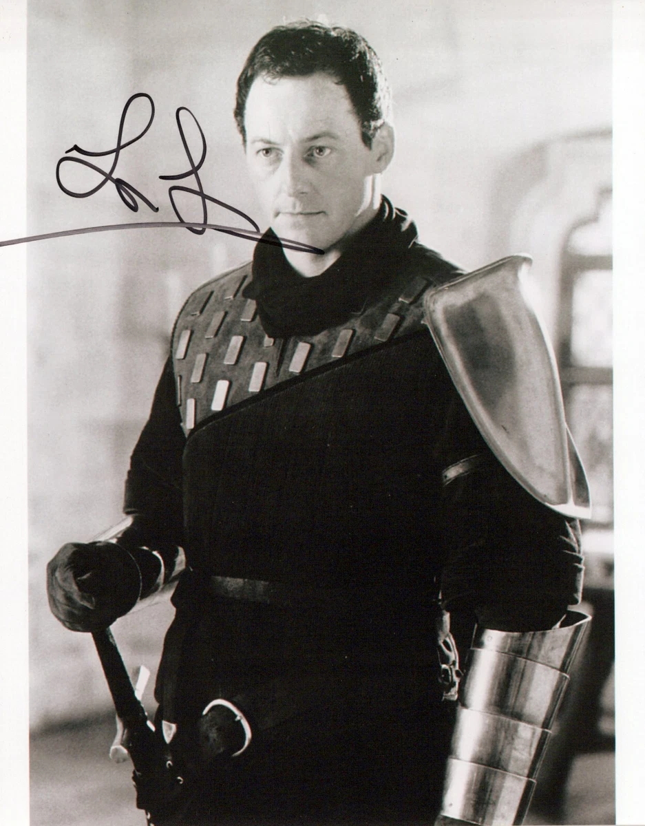 Liam Cunningham Agravaine