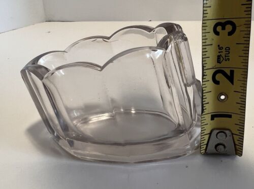 Antique Vintage 4" x 2.75” Manganese Glass Clear Mule Shoe Spoon Rest - Picture 10 of 11