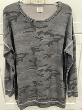 Sundry To Shirt Sweatshirt Womens Sz 3 US L Gray Camo Crewneck SI37