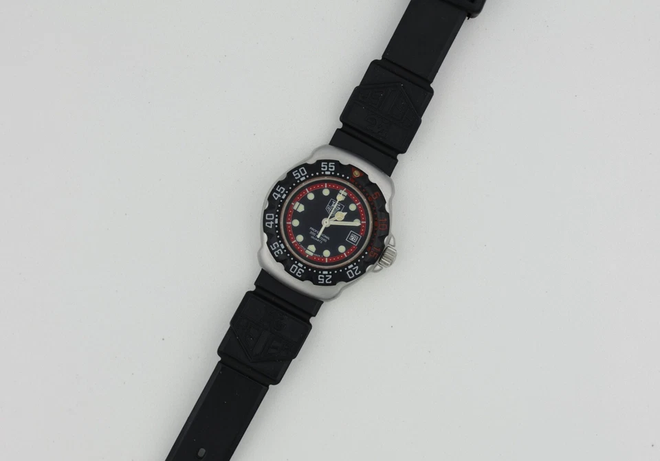 Tag Heuer 374.508 Womens Formula 1 Watch Black Silver Red White WA1414 BS0481 - Image 3 of 4
