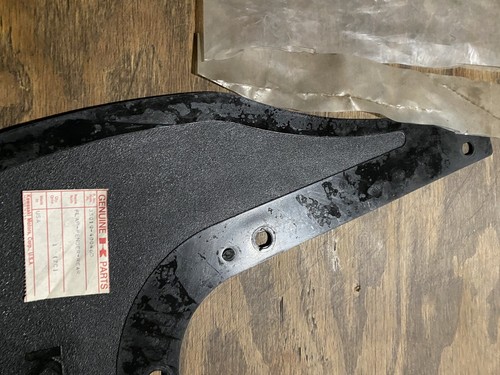One 1983 KAWASAKI KLT 250 Rear MUD FLAP 35019-4004 Can Be Used On Right Or Left - Picture 2 of 6