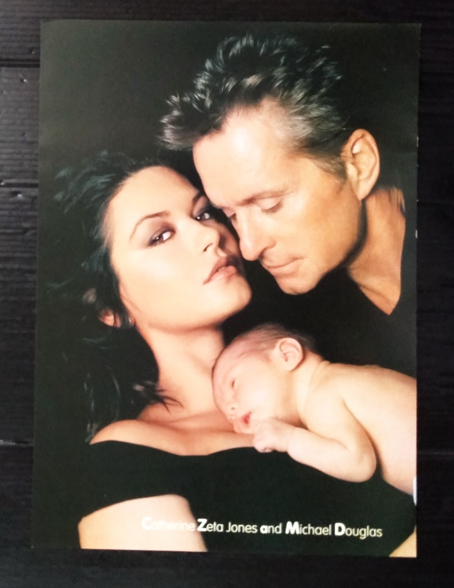 C951 Catherine Zeta-Jones Michael Douglas Vintage Thailand ONLY 1