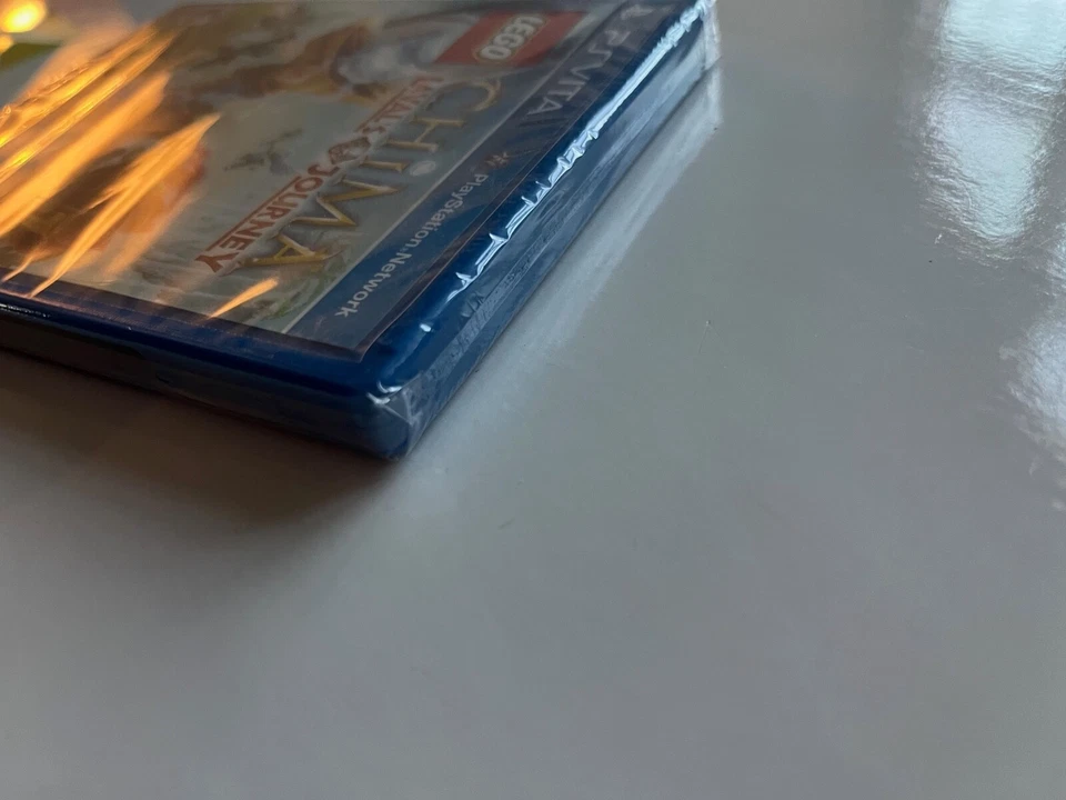 LEGO Legends of Chima: Laval's Journey (Sony PlayStation Vita, 2013) Nuevo Fuera de Stock Foto 3 de 4