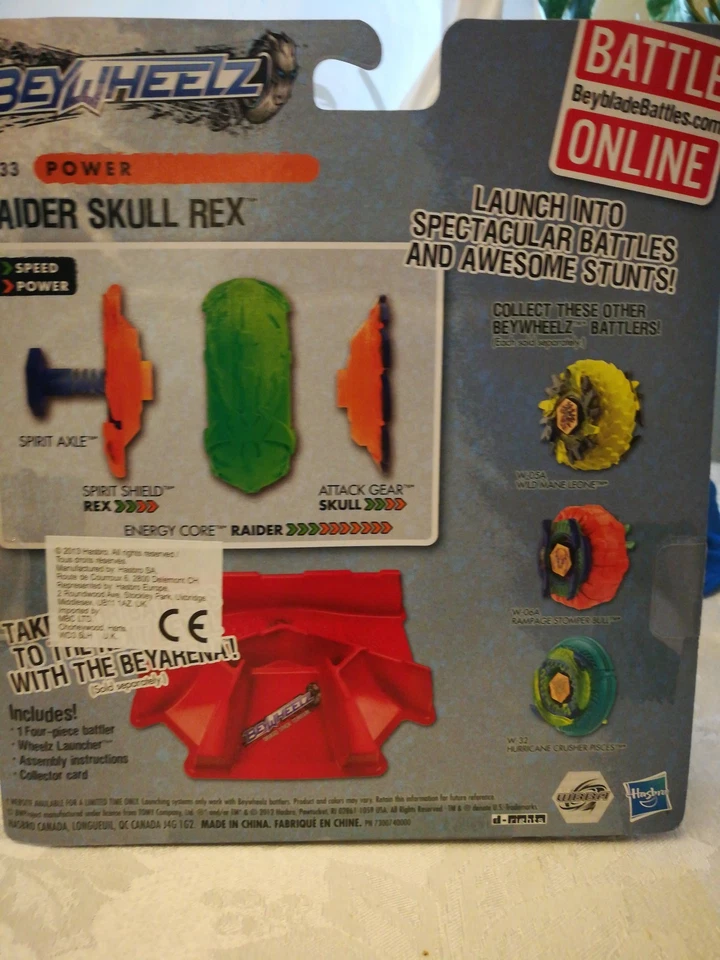 Raider Beywheelz Raider Skull Rex Spark Eje Espíritu Holográfico W-33 Potencia Foto 2 de 3