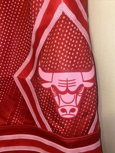 Chicago Bulls Basketball Shorts Mitchell & Ness NBA Swingman Mens Size Medium - Picture 6 of 6