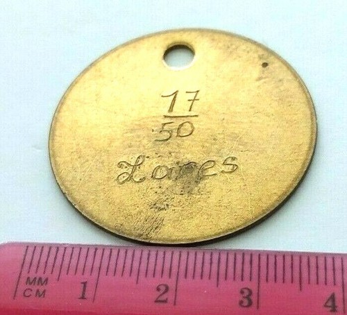PLACA ISIDORO VARGAS Libros y Monedas 17/50 LARES dealer Worker Tag PUERTO RICO - Picture 2 of 12