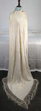 BRIDE PIANO SHAWL. 140X140. HAND EMBROIDERED SILK. CREAM. SPAIN. XIX CENTURY