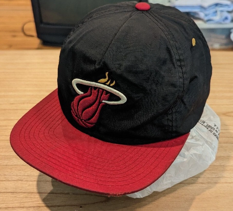 Miami Heat Hat Cord Adjustable Cap Black Red Nylon Mitchell Ness