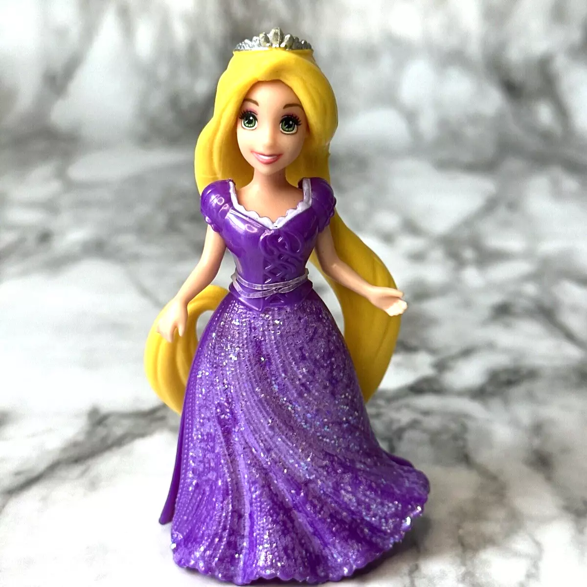 Polly Pocket Disney Princess MagiClip Magic Clip-on Rapunzel