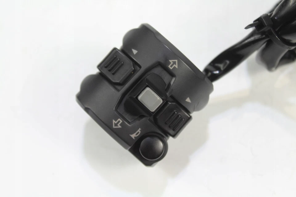 Interruttore sinistro DUCATI MULTISTRADA 1200 S 1 pz - Immagine 3 di 4