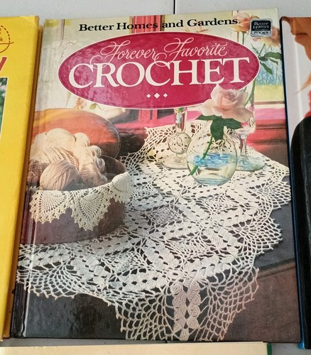 Lot Of 6 Crochet Pattern Books - Picture 3 of 22