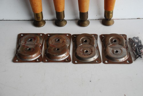 4 Vintage Mid Century Modern Tapered Wood 6" Legs Brass Caps & attachment Plates - Picture 3 of 6