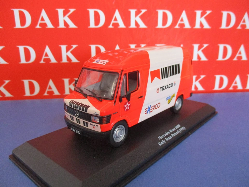 Die cast 1/43 Modellino Furgone Mercedes 208D Assistenza Rally Team Poland 1992 - Immagine 2 di 4