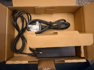 Sony Vaio AC Adapter  Netzteil ADP-75UB-E  19,5V 3,9A 75W VGP-AC19V37