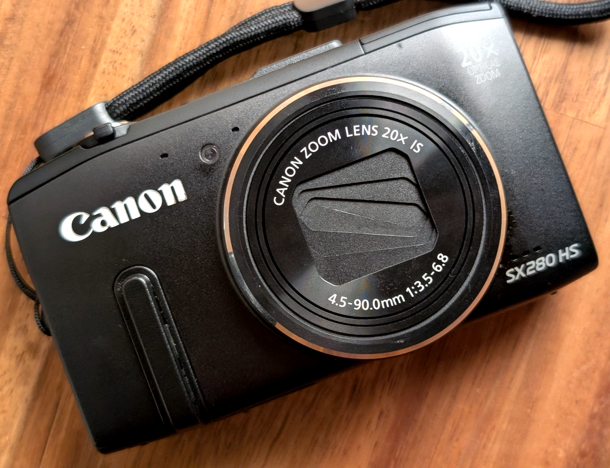 Excellent Canon PowerShot SX280 HS Black 12.1MP Compact Digital