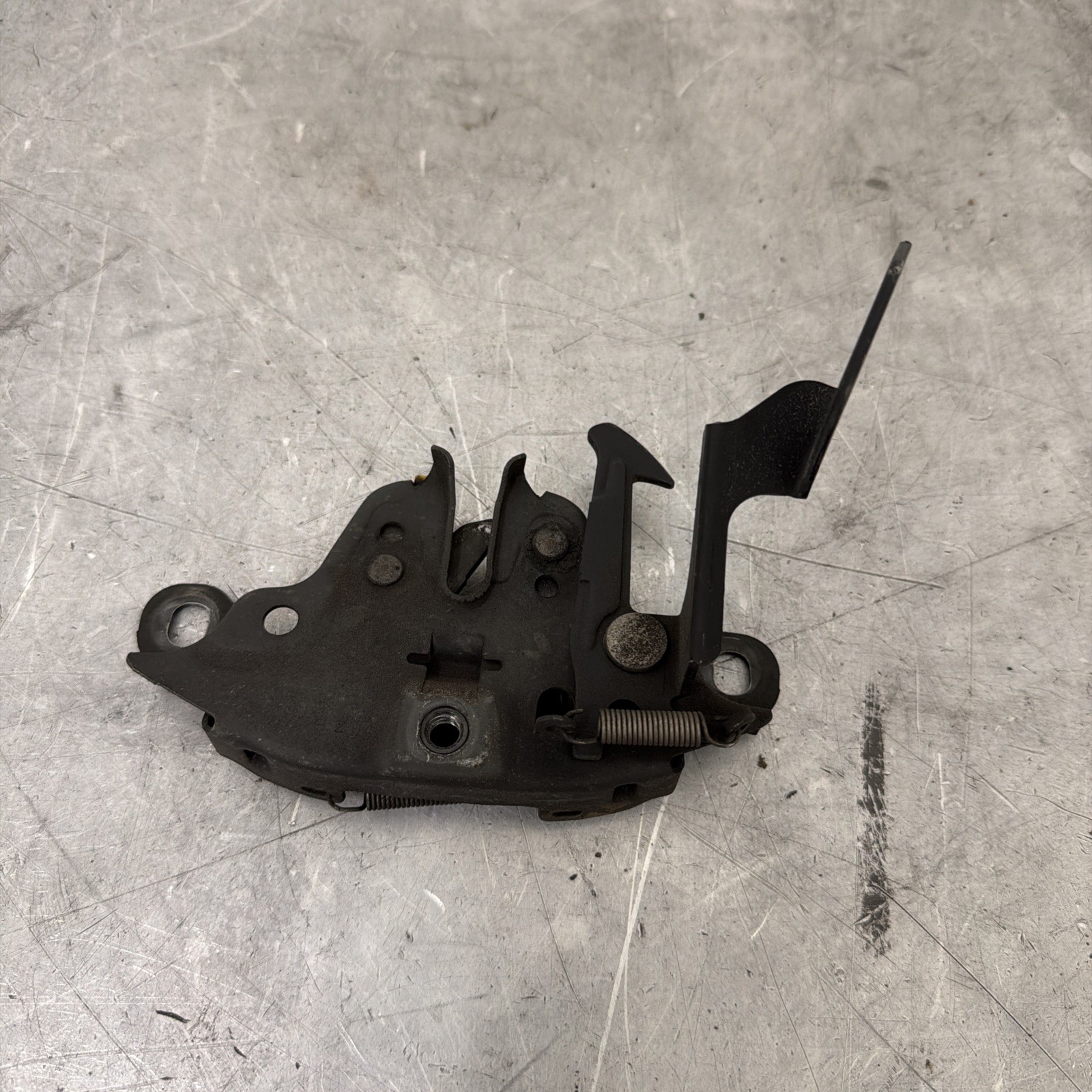 03-07 INFINITI G35 COUPE - HOOD LATCH LOCKING MECHANISM LOCK - OEM FACTORY