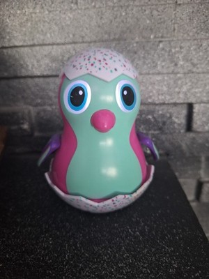 Spin Master: Hatchimal Pinguin Wind Up Egglider (Sound/ Bewegung)