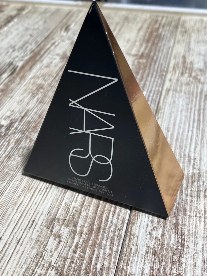 NARS LOVE TRIANGLE POWERMATTE PIGMENTO LABIAL 8495 London Calling & Get It On, ¡Nuevo! Foto 3 de 4