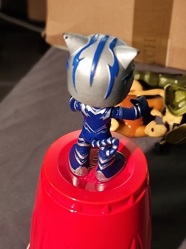 PJ Masks Power Racers: Cat-Car Catboy Action Figure Free Shipping - Picture 3 of 3