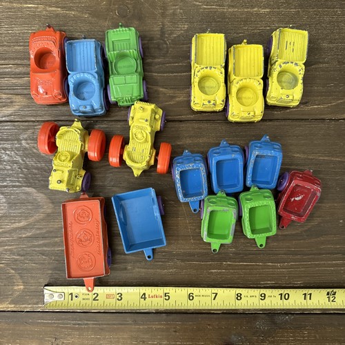Tootsie Toy Diecast Lot of 16 Misc Tractor Cart Other 1960's Vintage - Picture 23 of 23