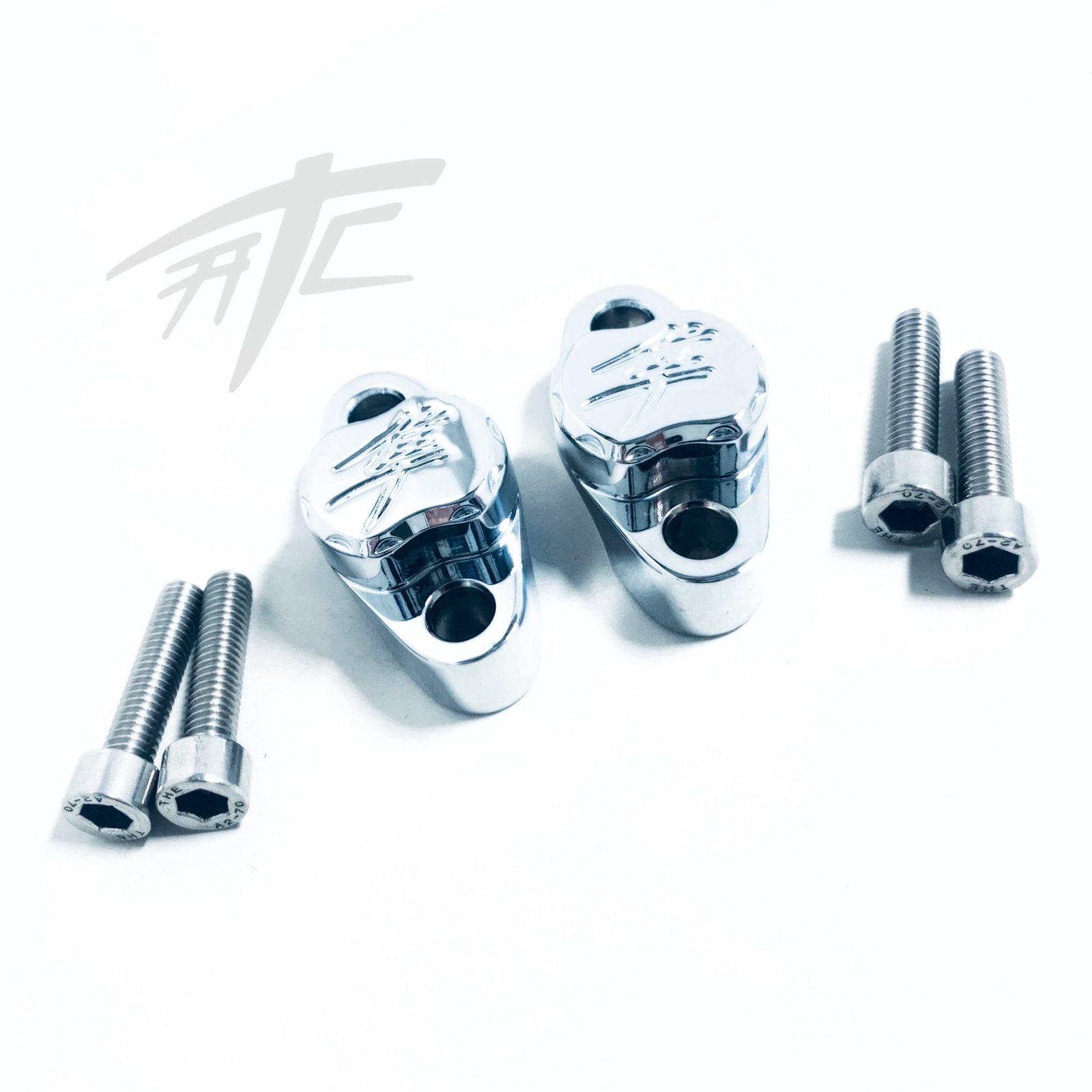 HAYABUSA CHROME DIAMOND CUT KANJI HANDLE BAR CLAMPS 2002 SUZUKI HAYABUSA