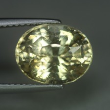 5.00 Cts_Unique Rare Gemstone_100 % Natural Unheated Yellow Grossular Garnet