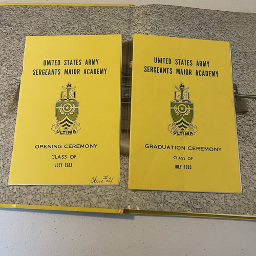 US ARMY TRAINING CENTER ARMOR FORT KNOX KY 1975 YEARBOOK PLUS MORE READ - Picture 5 of 22