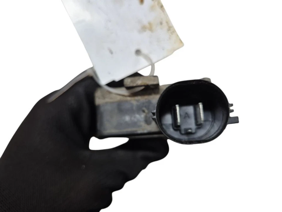 Relè ventola liquido di raffreddamento diesel Ford C-MAX II 2015 940002906 JUT182215 - Immagine 2 di 4