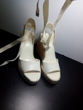 VINCE CAMUTO BENDSEN ESPADRILLE WEDGE SANDALS...