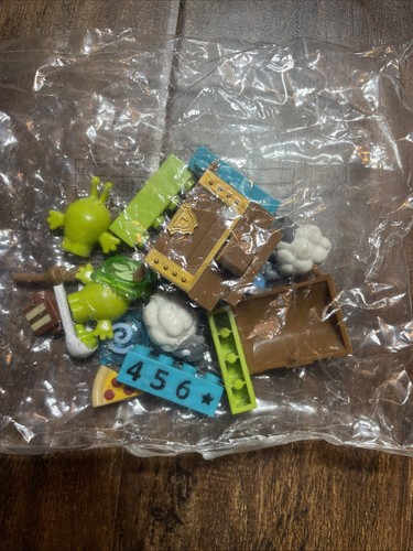 Miscellaneous Legos - Picture 3 of 5