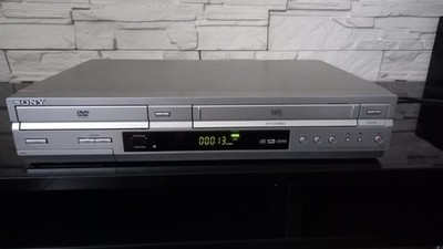 Sony SLV D920 DVD Player VHS Recorder Kombigerät Teildefekt