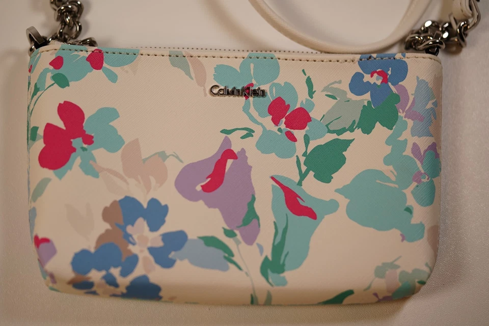 BRAND NEW WHITE CALVIN KLEIN CLUTCH PURSE WALLET BAG HANDBAG CK CROSSBODY - Image 3 of 4