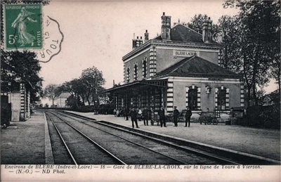 CPA 37 BLERE - GARE DE BLERE-LA-CROIX, SUR LA LIGNE DE TOURS A VIERZON - Photo 1/2