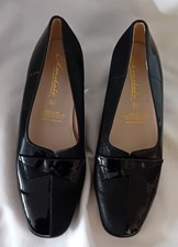 MOD, 1960 - 1970  Elmdale Leather Black Shoes 5.5. Never Worn . Made In England