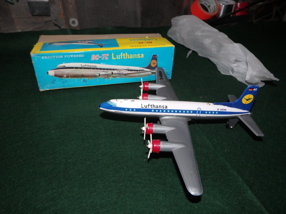 DAIYA LUFTHANSA DC-7C AIRPLANE Japan TIN Litho Jet w'Box Friction
