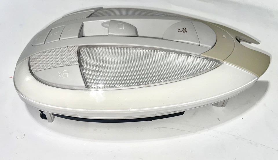 06-09 Lámpara de luz domo interior delantero de lujo para Mercedes Benz E350 OEM Foto 4 de 4