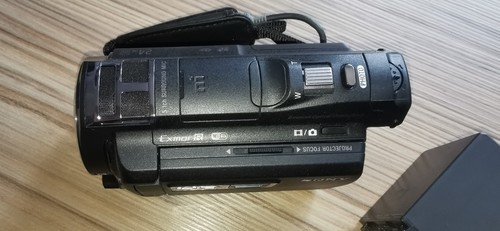 Sony Handycam HDR-PJ810E 24.5MP HD Projector Camcorder Tested 3900maH Battery - Picture 9 of 24