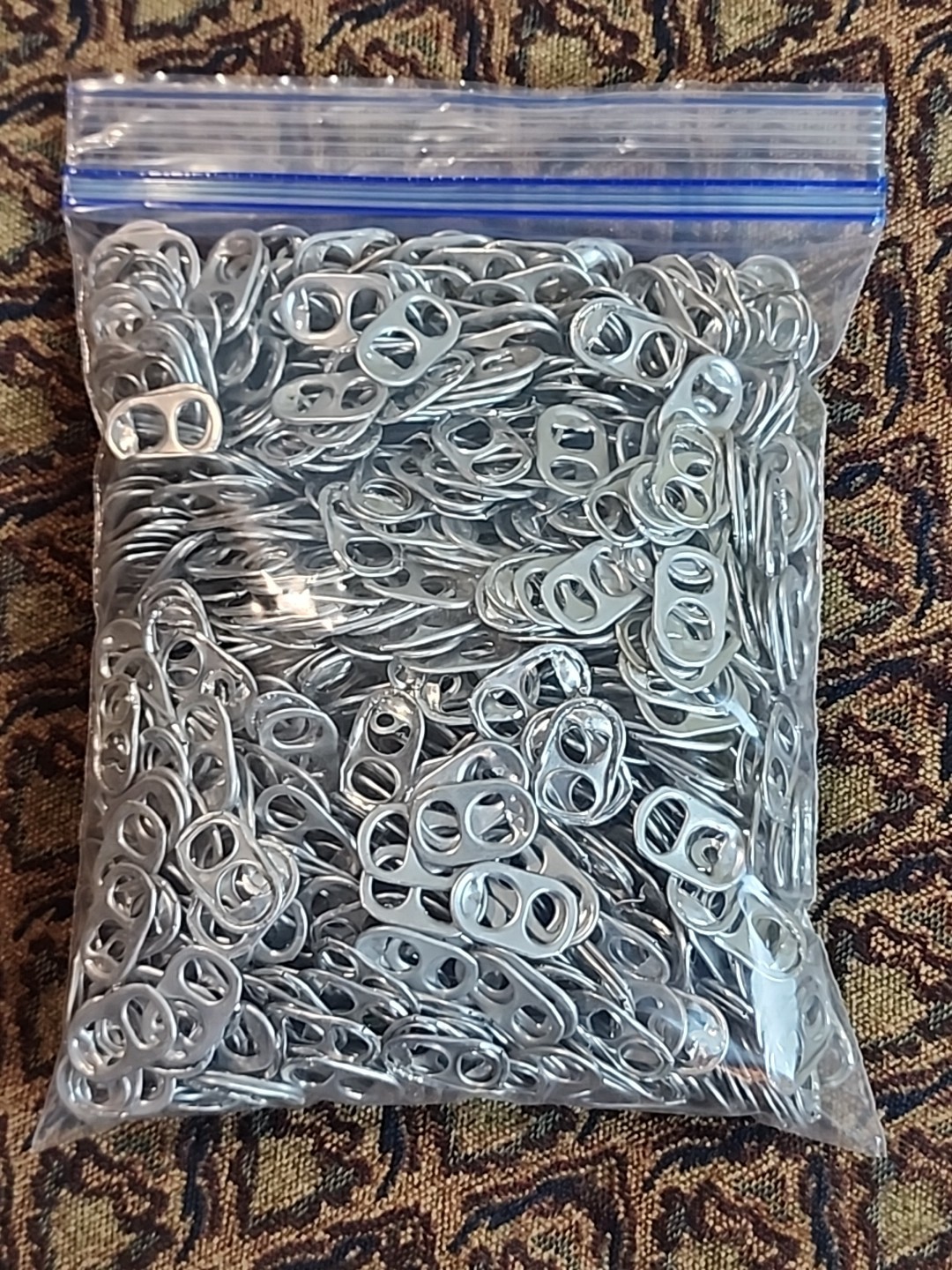 1000+ Silver Aluminum Pop Tabs - Soda and Beer Can Tabs for Crafts and Charity