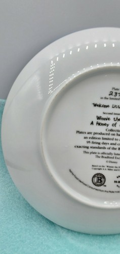 Welcome Little Friends Winnie the Pooh A Honey of a Friend Plate 2nd issue bear - Picture 5 of 12