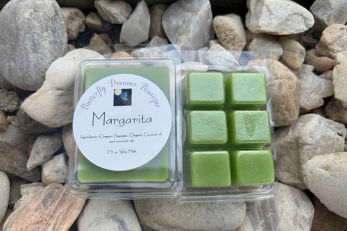 Homemade Delicious Cocktail & Drink scented 2.5 oz Organic Beeswax wax melts - Picture 5 of 16