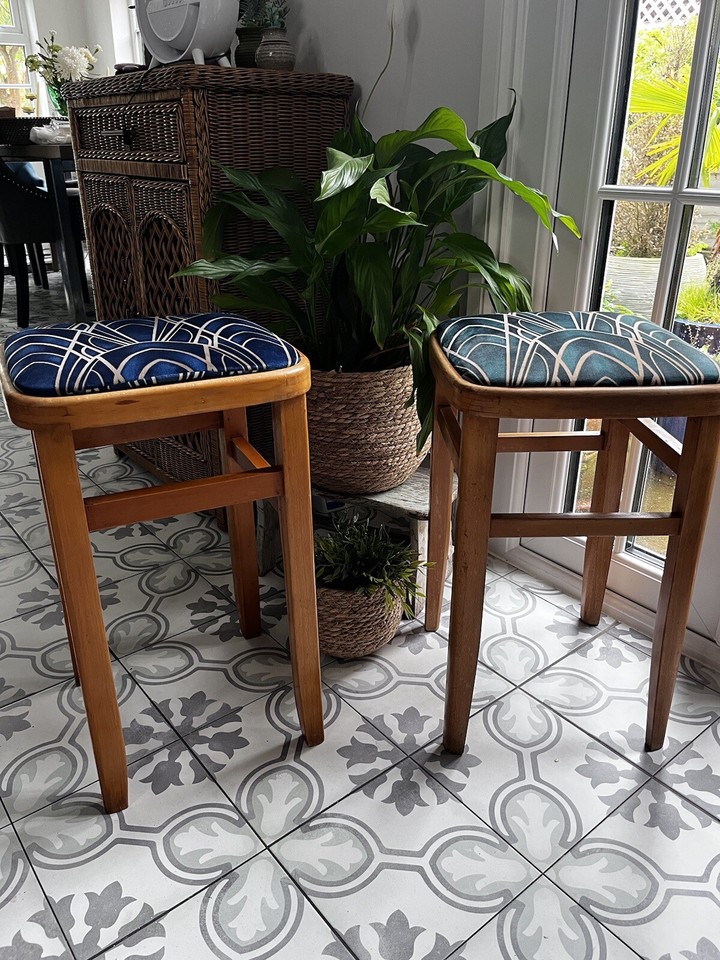 VINTAGE Green OAK MCM BAR STOOLS BREAKFAST BAR STOOLS Vintage Stool