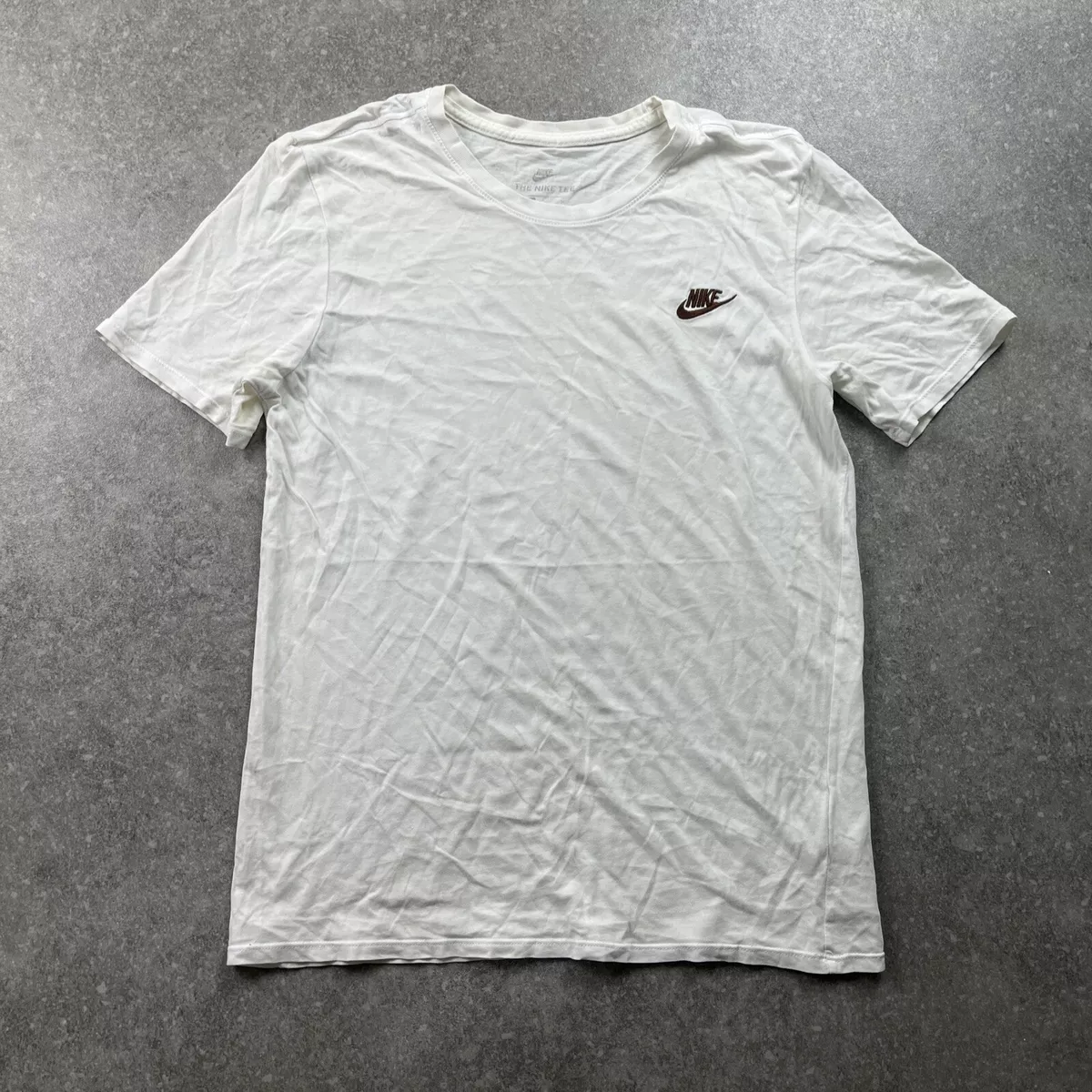 The Nike Tee White Cream Brown Small Logo T shirt Mens M