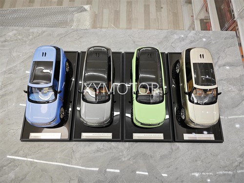MotorHelix 1/18 Range Rover Honor Genesis Extended Limited Diecast Models Car - Picture 2 of 19