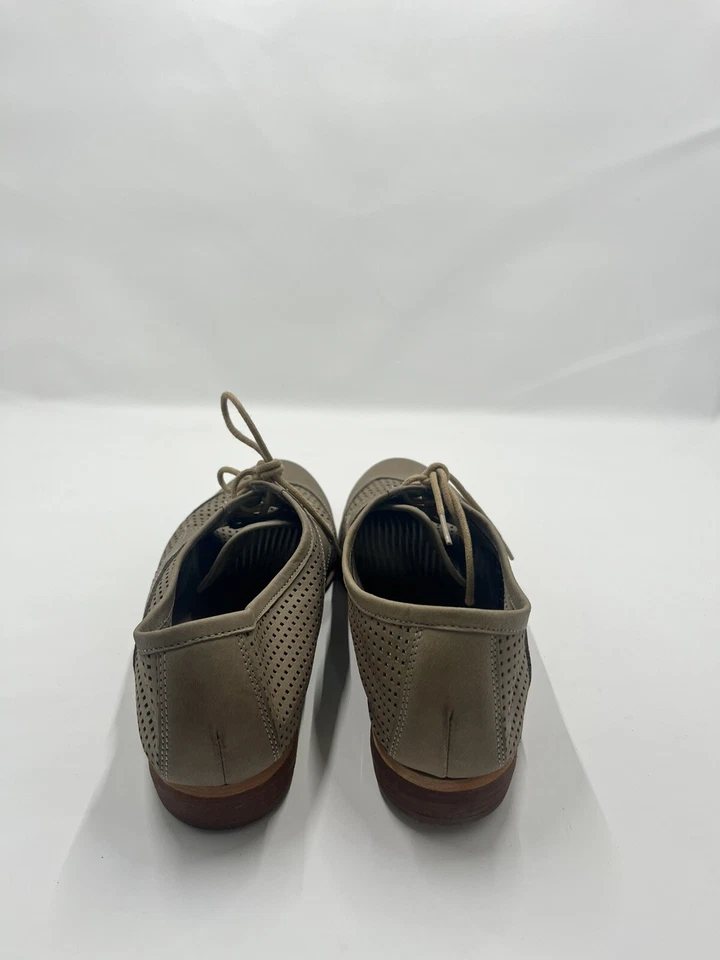 Zapatos Oxford de cuero beige con bisagra para mujer talla 9,5 M Foto 3 de 4