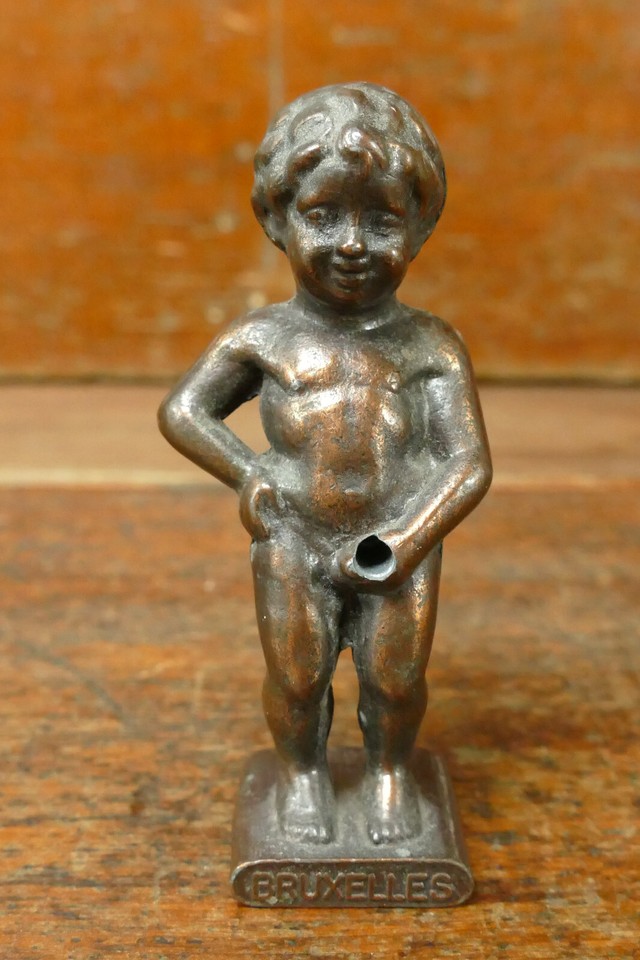 A brass 'Manneken Pis' corkscrew from Brussels — a cheeky but genuinely iconic souvenir-turned-barware classic with real vintage charm.