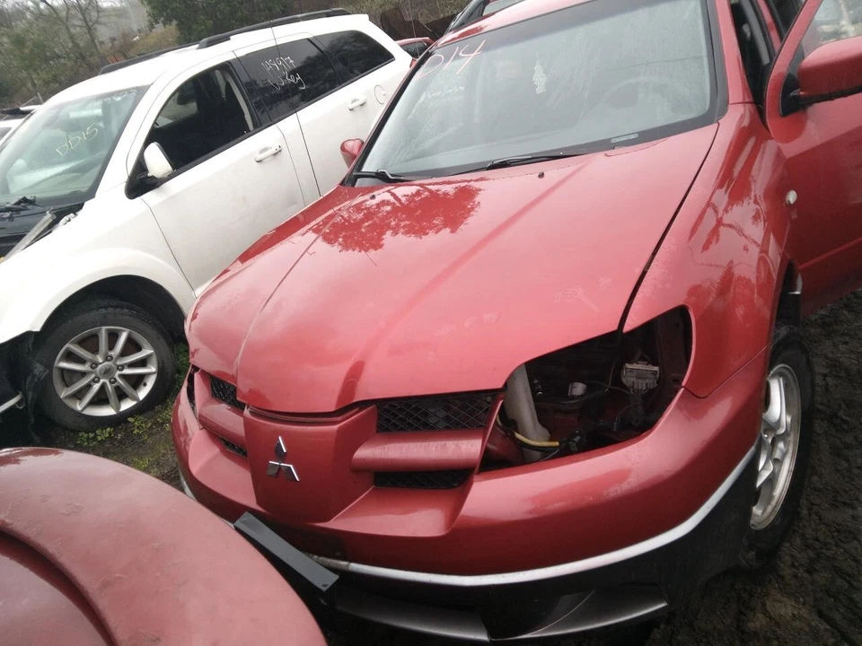 Used Washer Fluid Reservoir fits: 2004 Mitsubishi Outlander Grade A Foto 2 de 4