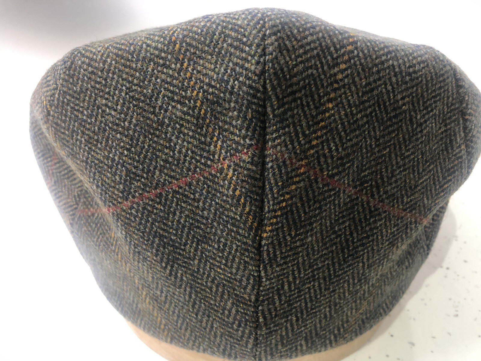 Herbert Johnson 100 wool tweed Flat cap size 7 1/4 Green/brown Aldo