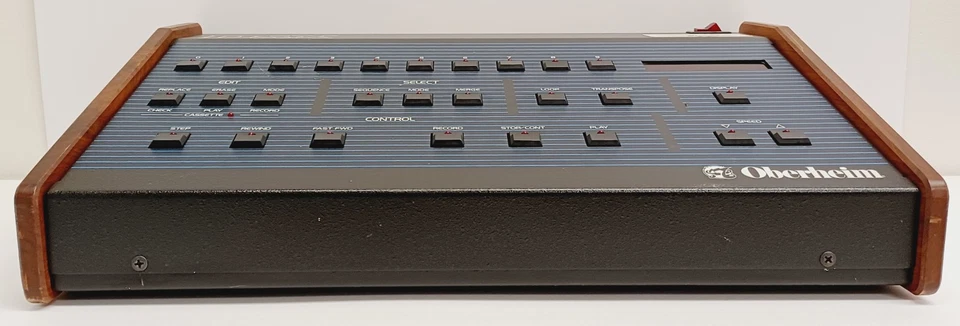 Sequenciador Polifônico Digital Vintage Oberheim DSX - LIGA O REPARO DE PEÇAS COMO ESTÁ - Imagem 2 de 4